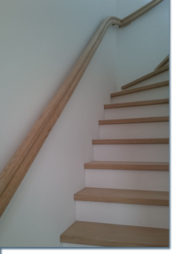 Eiken treden met wit stootbord